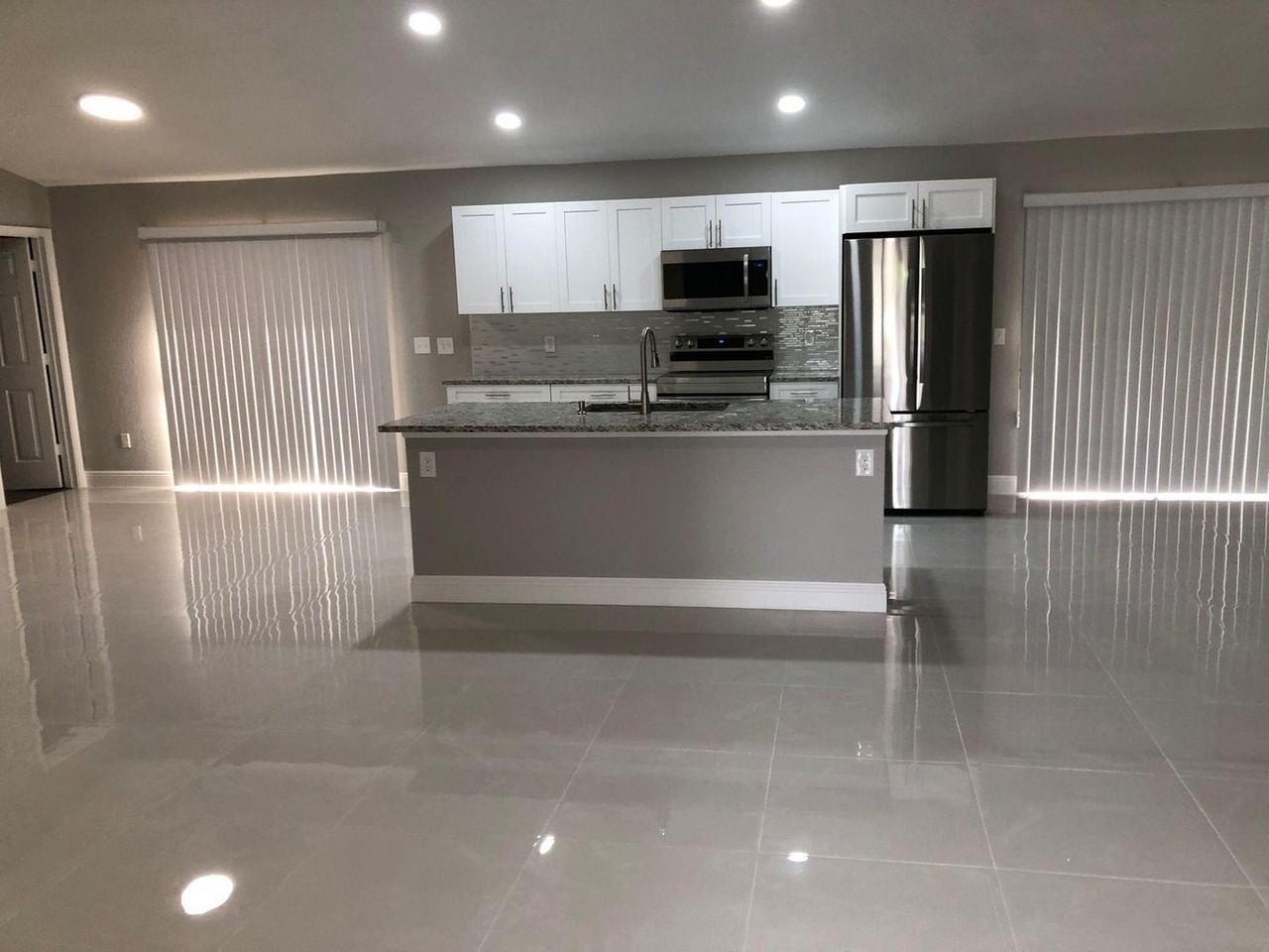 Shower Tree Way, Wellington, FL 33414 4 Bedroom Apartment for Rent