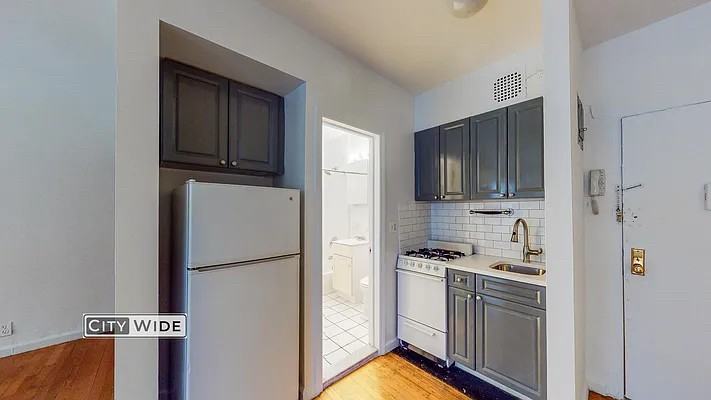 First Ave - Photo 3 of 4