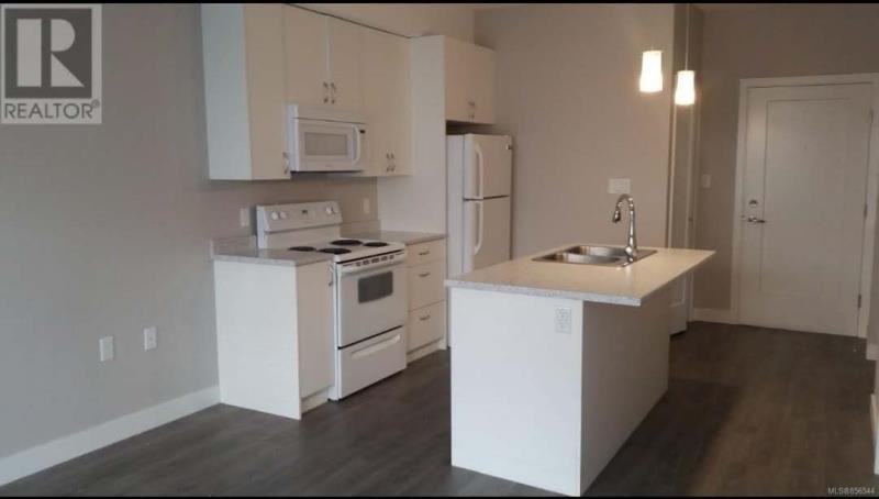 1018 Inverness Road - Photo 2 of 4