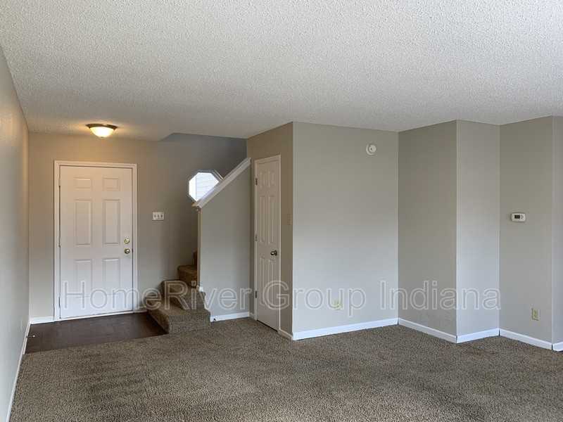 8133 S Firefly Dr - Photo 3 of 31