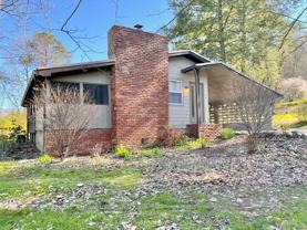 1023 N Runyan Dr - Photo 1 of 1