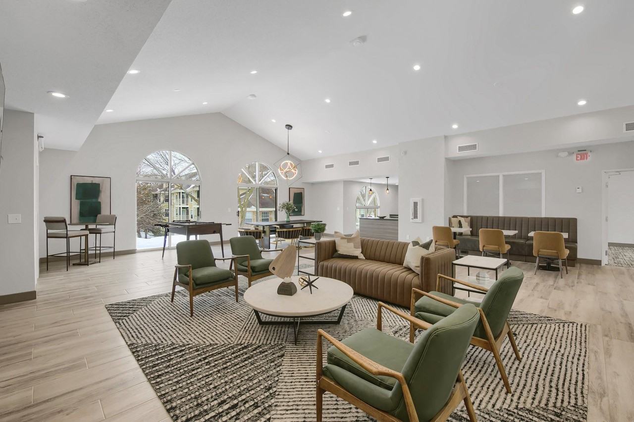 Vicksburg Village - Photo 2 of 25