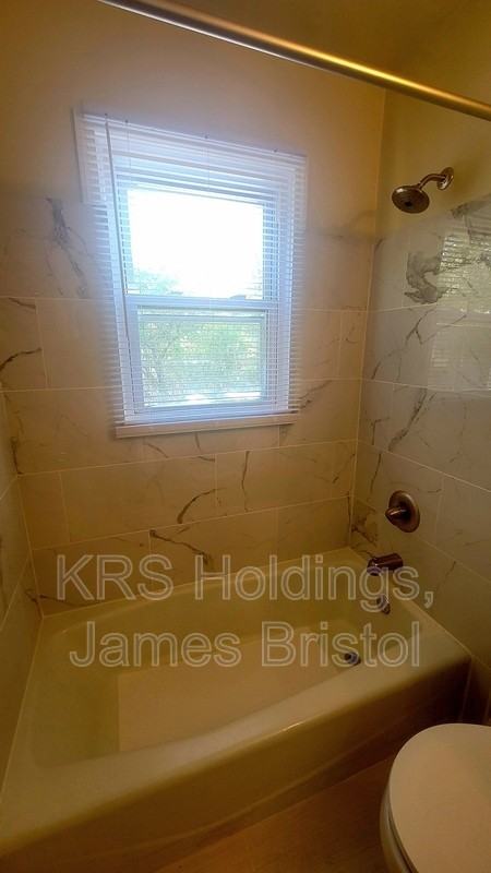 2698 Byron St - Photo 3 of 13