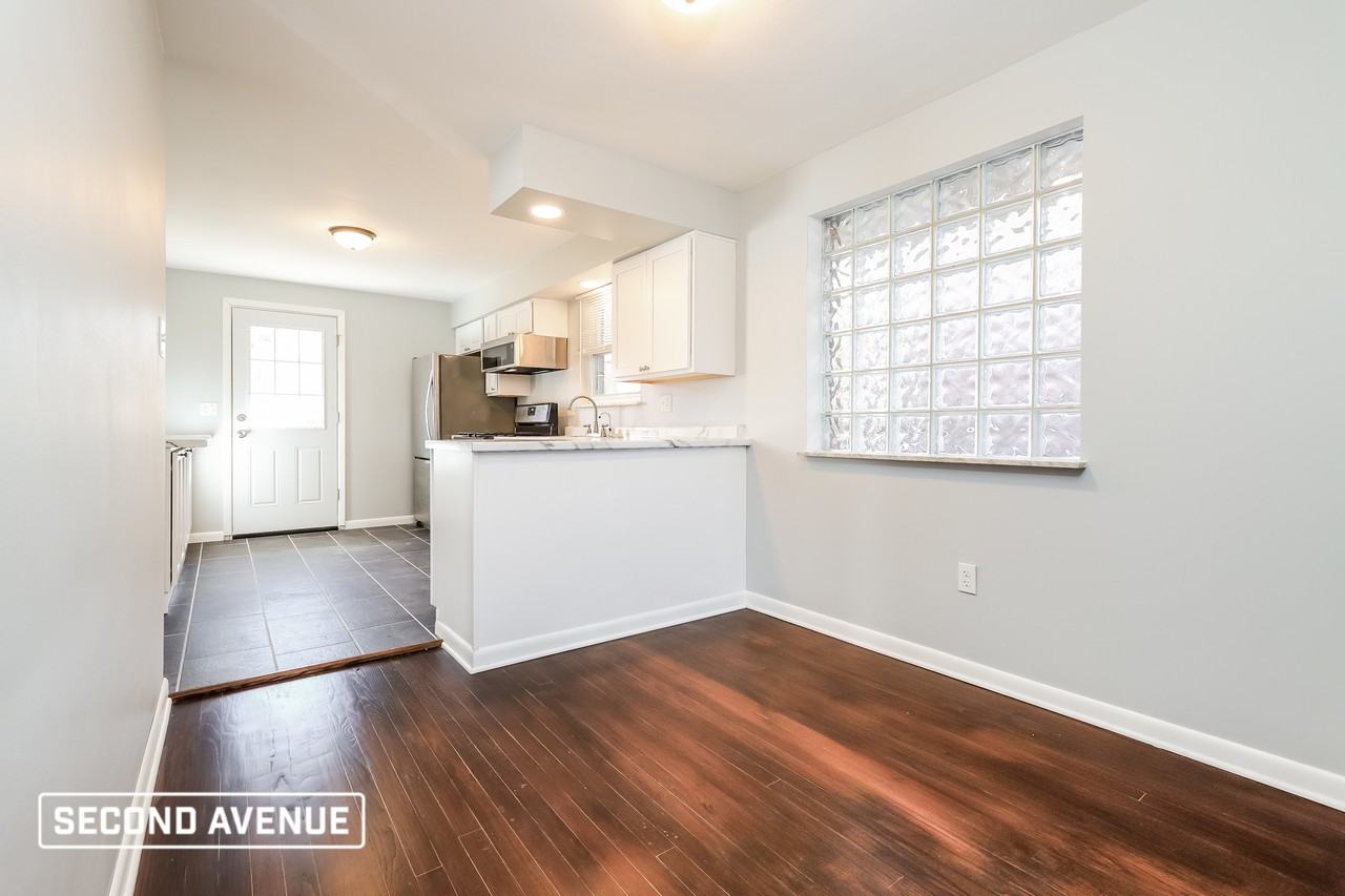 426 Gilmore Ave - Photo 7 of 21