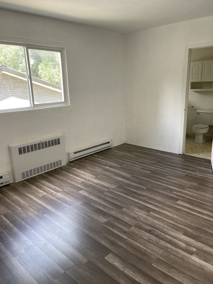 311 Carson St #206 - Photo 2 of 10