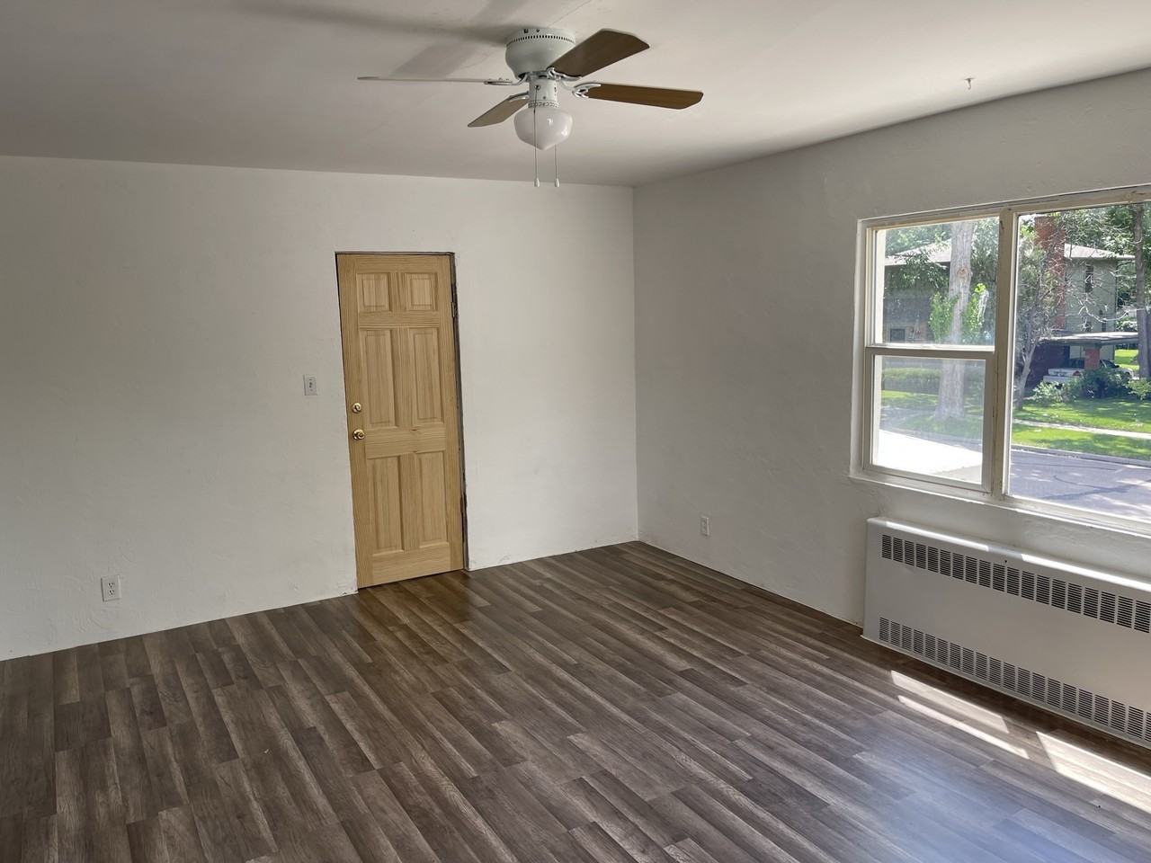 311 Carson St #206 - Photo 3 of 10