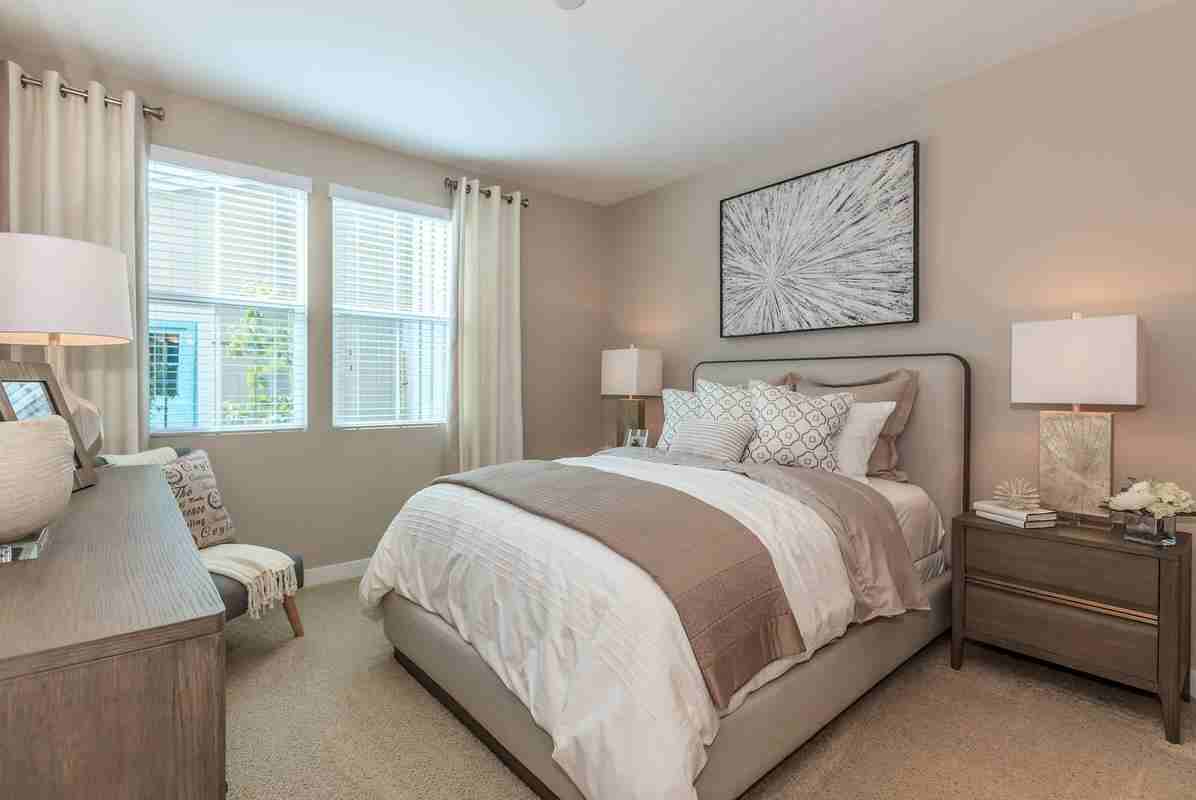 92 Esencia Dr - Photo 4 of 17