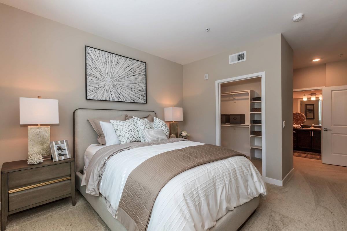 92 Esencia Dr - Photo 7 of 17