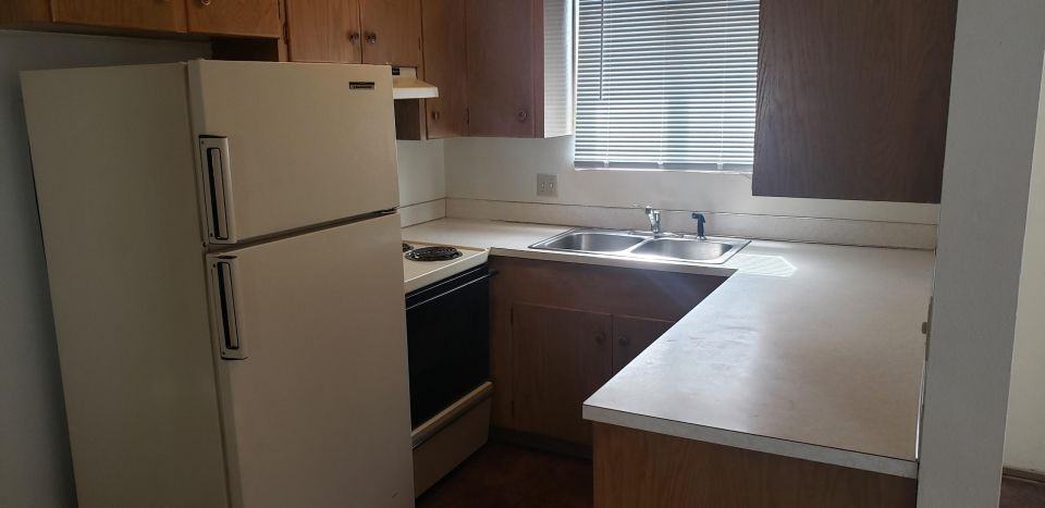 435 Lordwith Dr - Photo 2 of 6