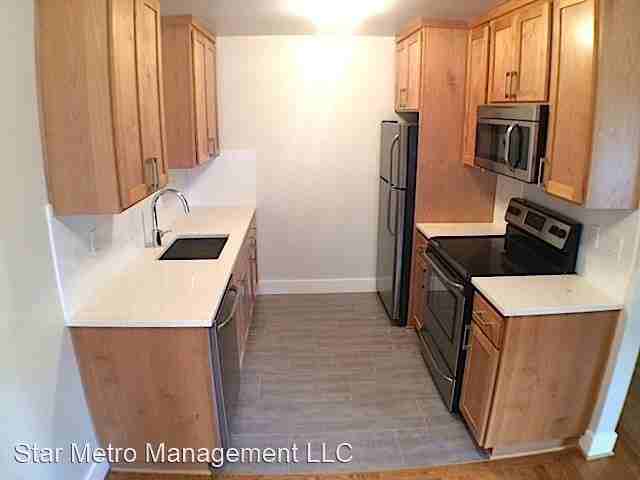 3101 SE Morrison St - Photo 3 of 15