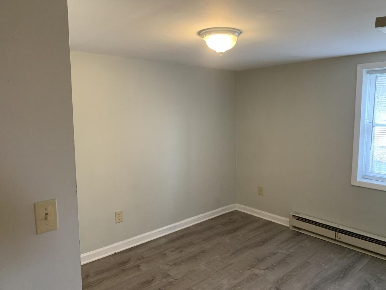 1261 New York 7 - Photo 2 of 4