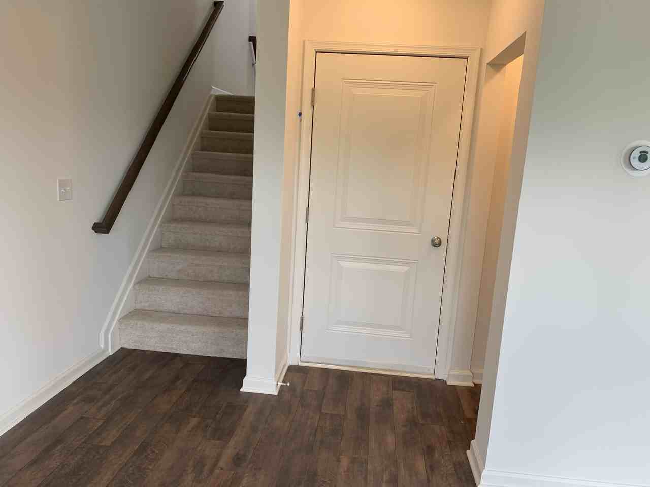 56 Kramer Ct - Photo 3 of 20