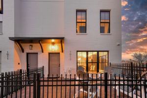 featured image of 1013 Park Ave