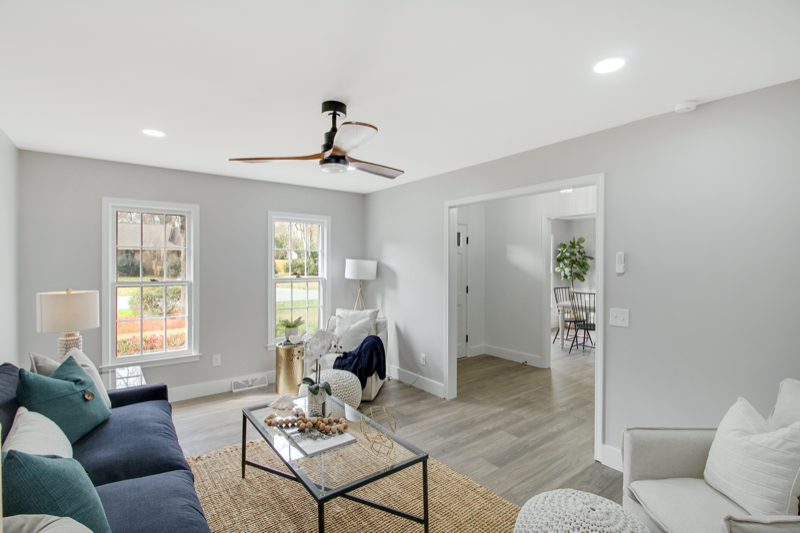 305 Mayfield St - Photo 5 of 48