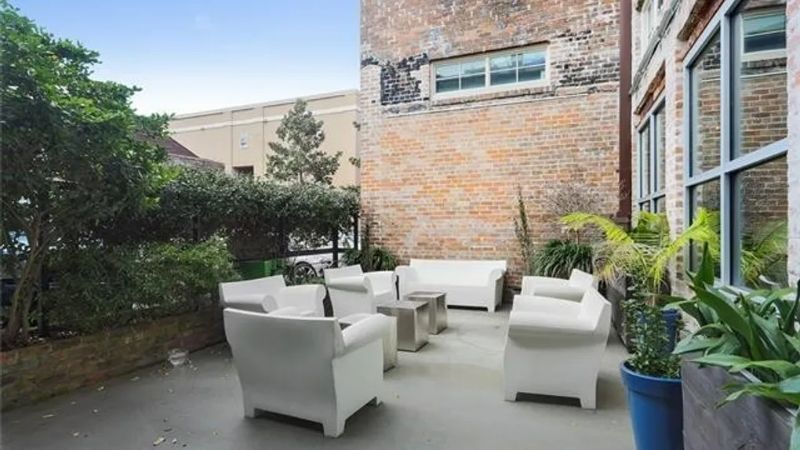 923 Constance St #109 - Photo 3 of 10