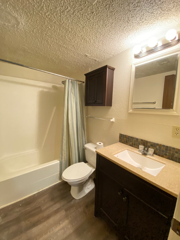 112 Lady Bird Ln #C - Photo 3 of 9