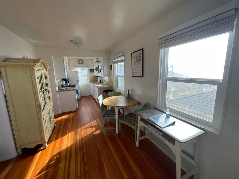 707 Seagirt Ct - Photo 6 of 26