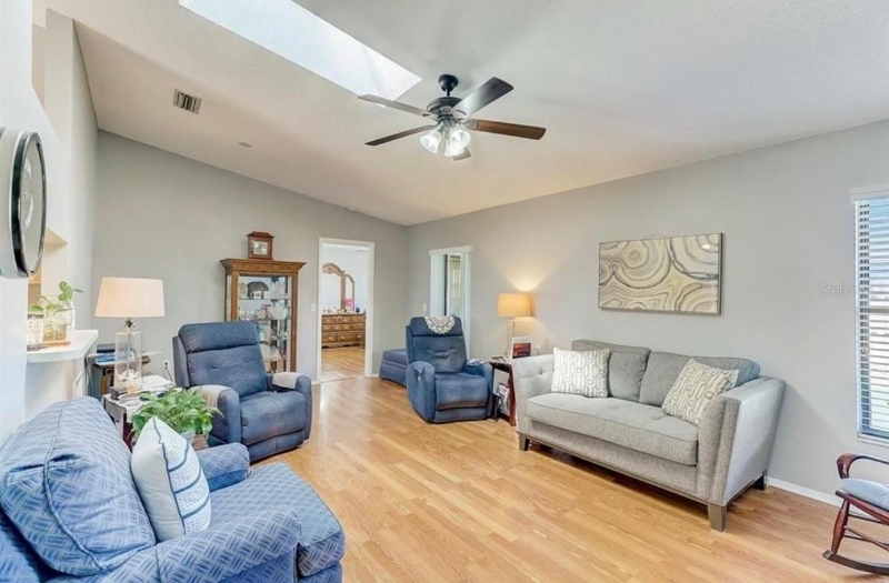 2462 Briar Oak Cir - Photo 4 of 25