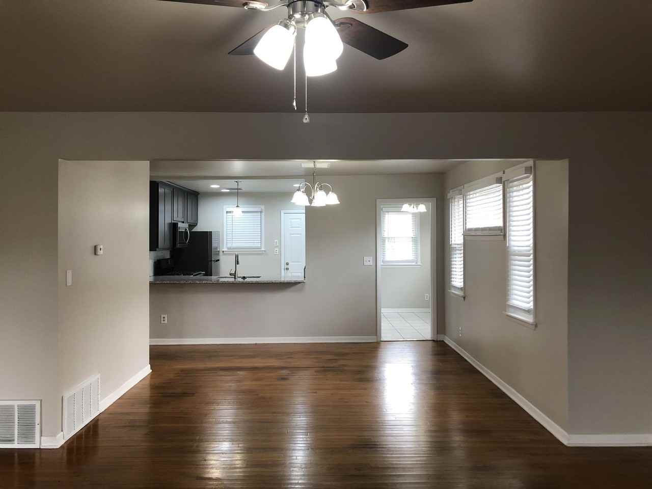2534 Nw 20th St #1 - Photo 5 of 23