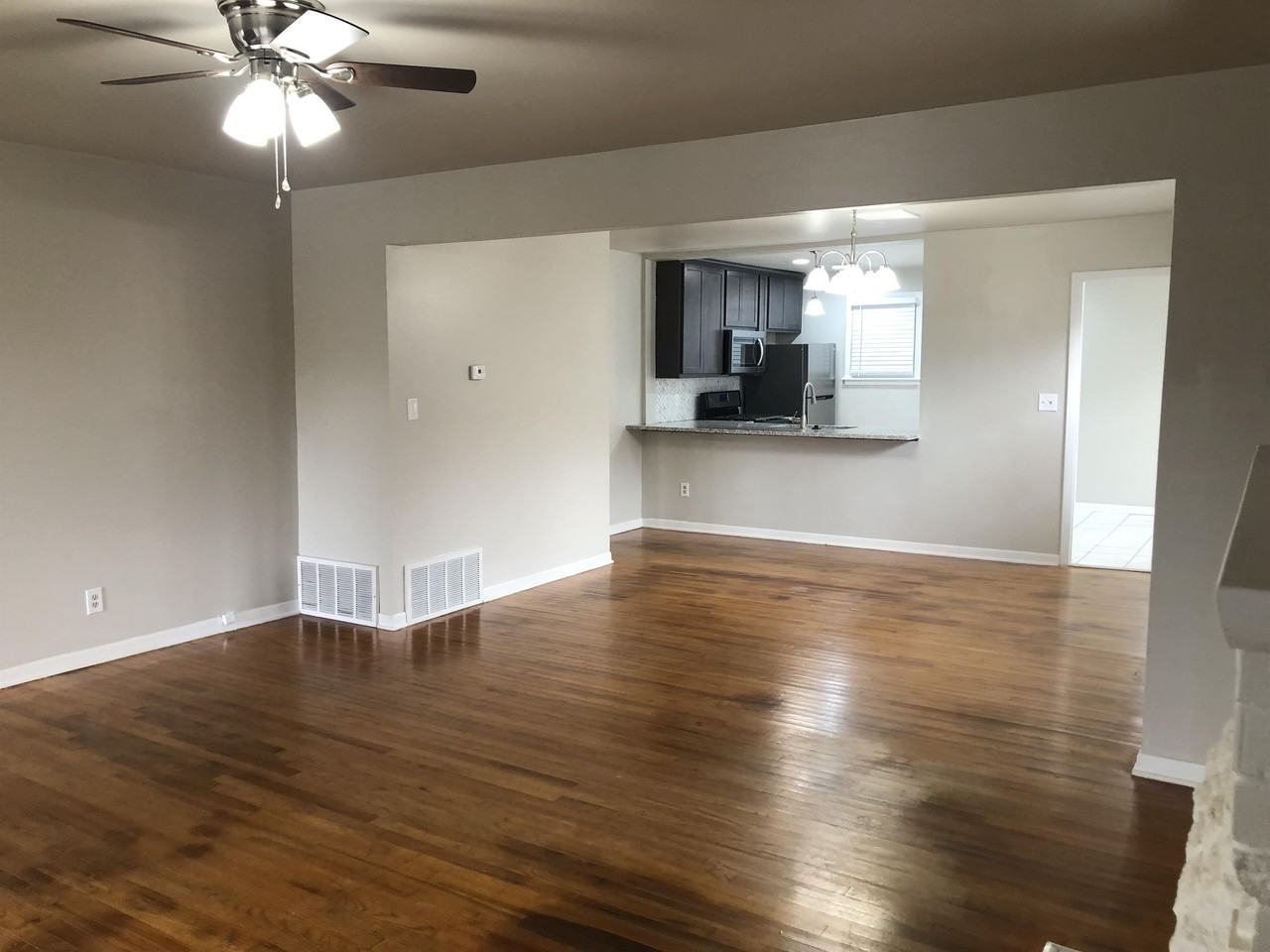 2534 Nw 20th St #1 - Photo 6 of 23