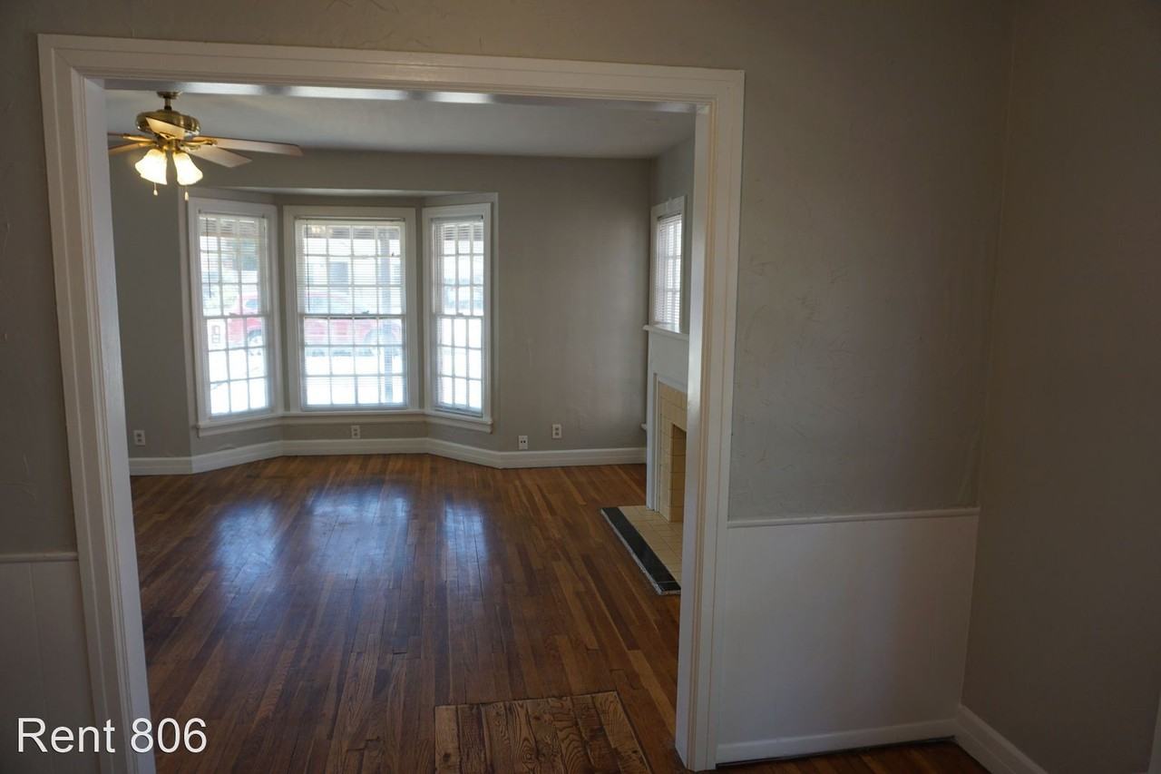 2706 25th - Photo 3 of 10