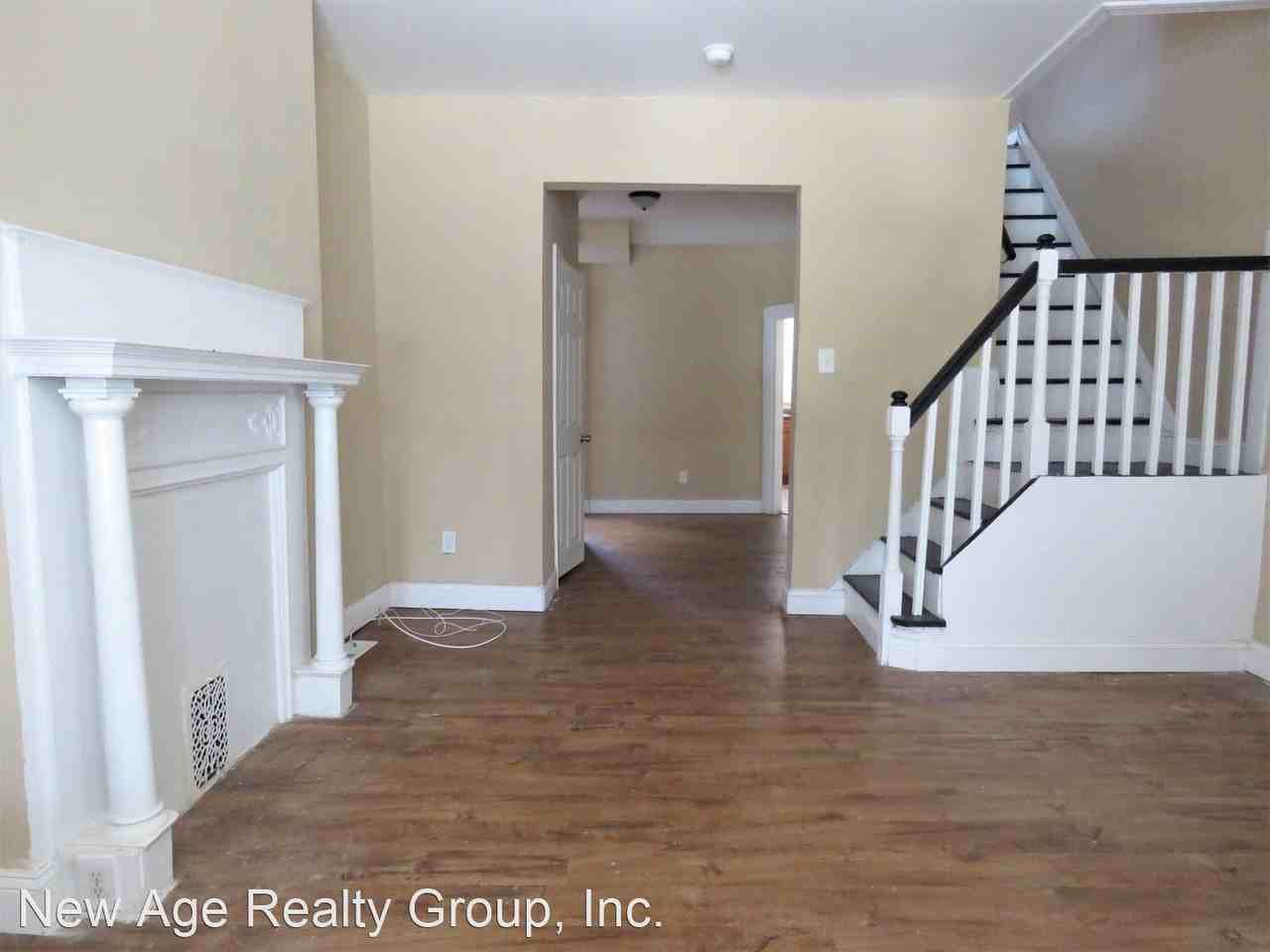 933 S Paxon St - Photo 3 of 13