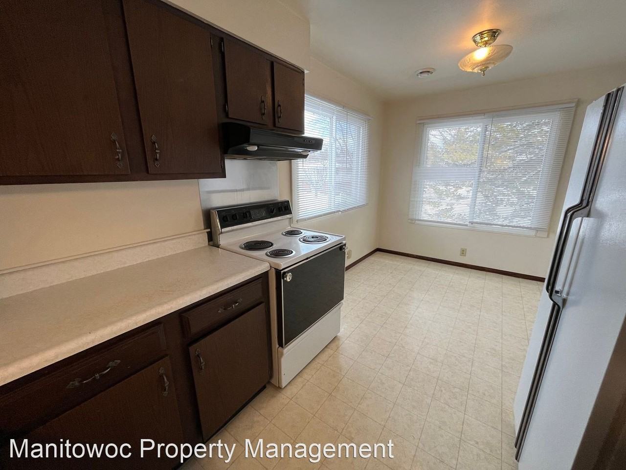 3704 Parkway Boulevard - Photo 2 of 9