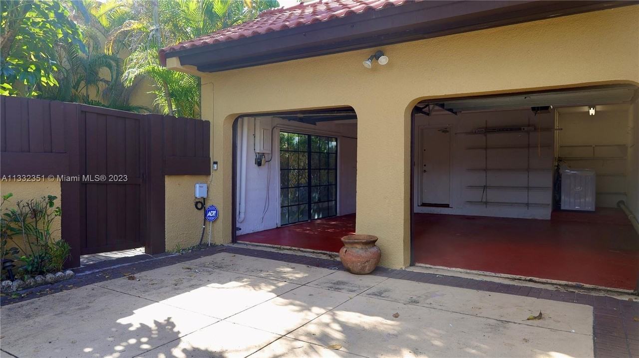 1069 Ne 204th Ter #1069 - Photo 2 of 8