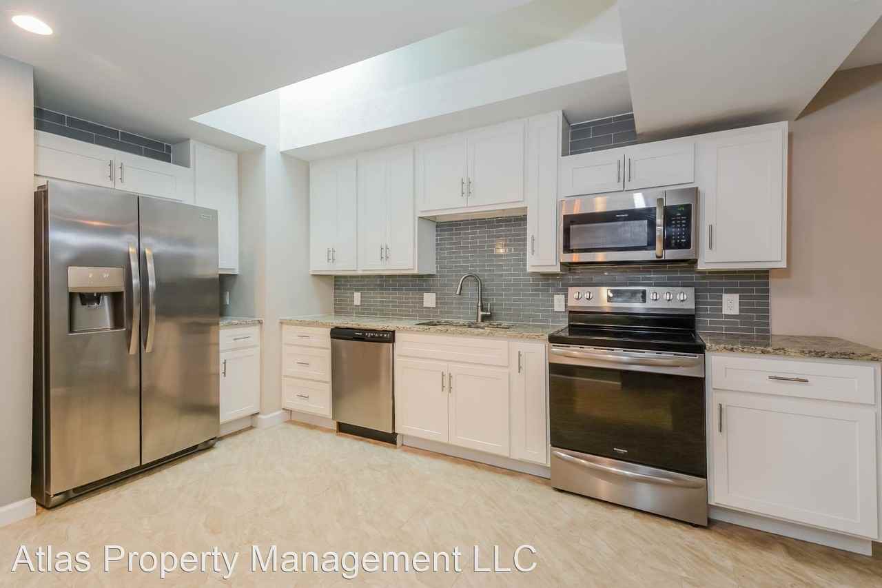 10801 Larkspur Dr - Photo 2 of 14