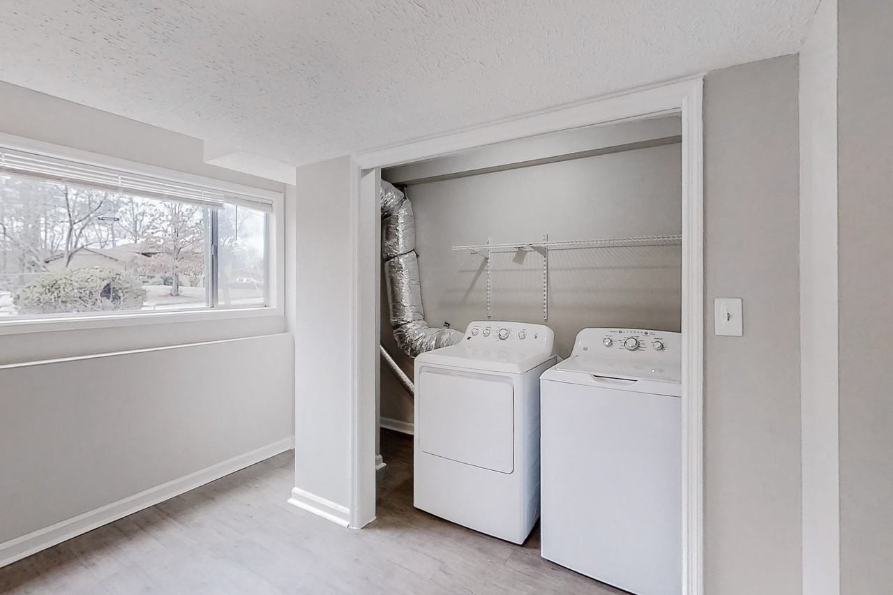 Montilly Cir - Photo 5 of 7