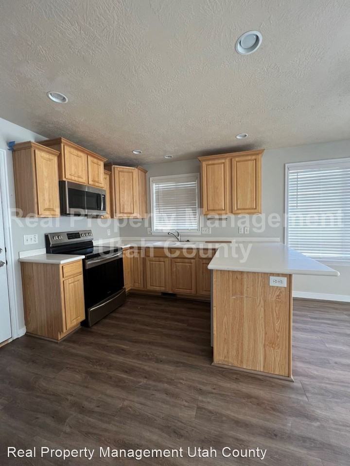 7724 N Silver Ranch Rd - Photo 3 of 22