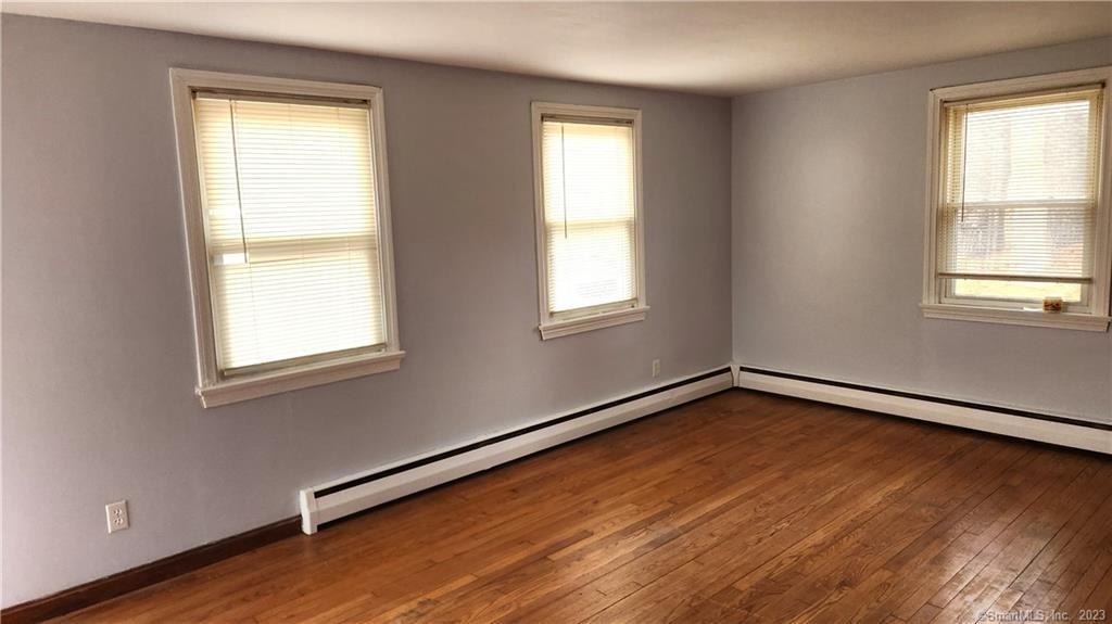 146 Camp St - Photo 2 of 6