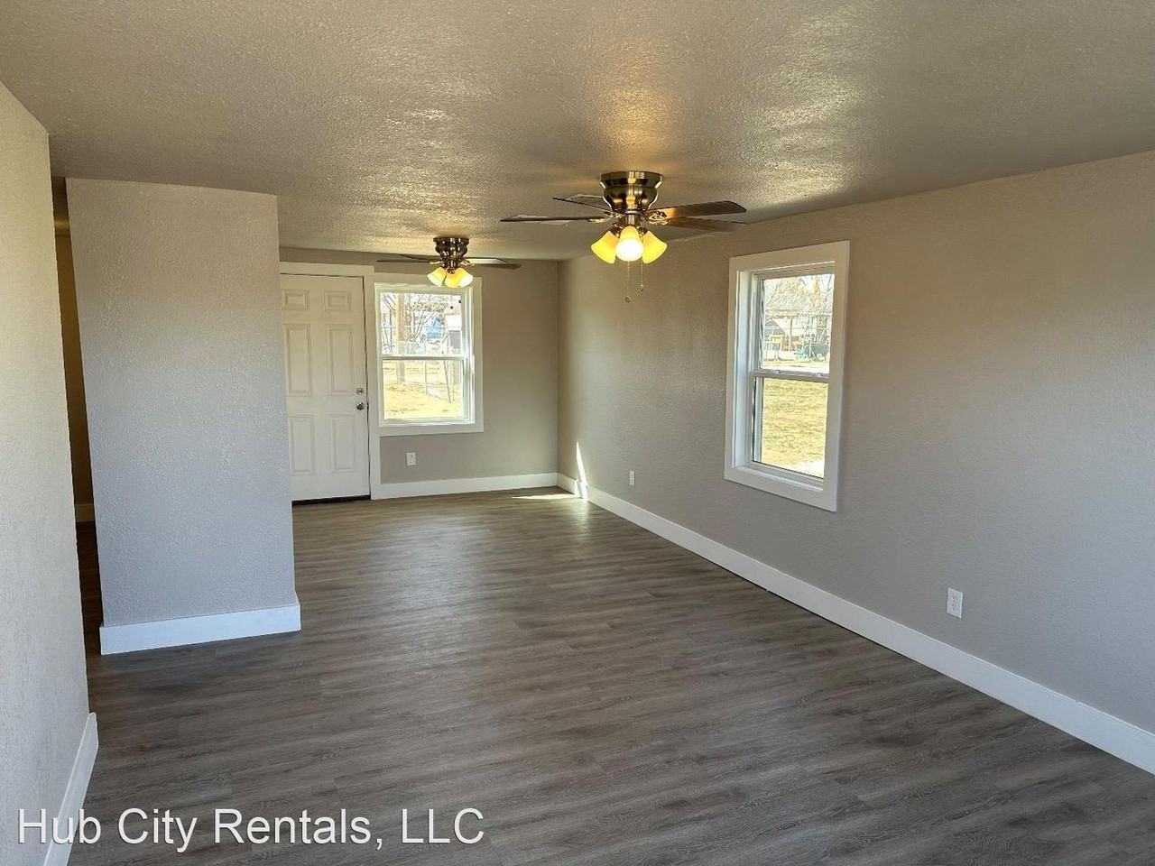 2434 E 28th St - Photo 2 of 12