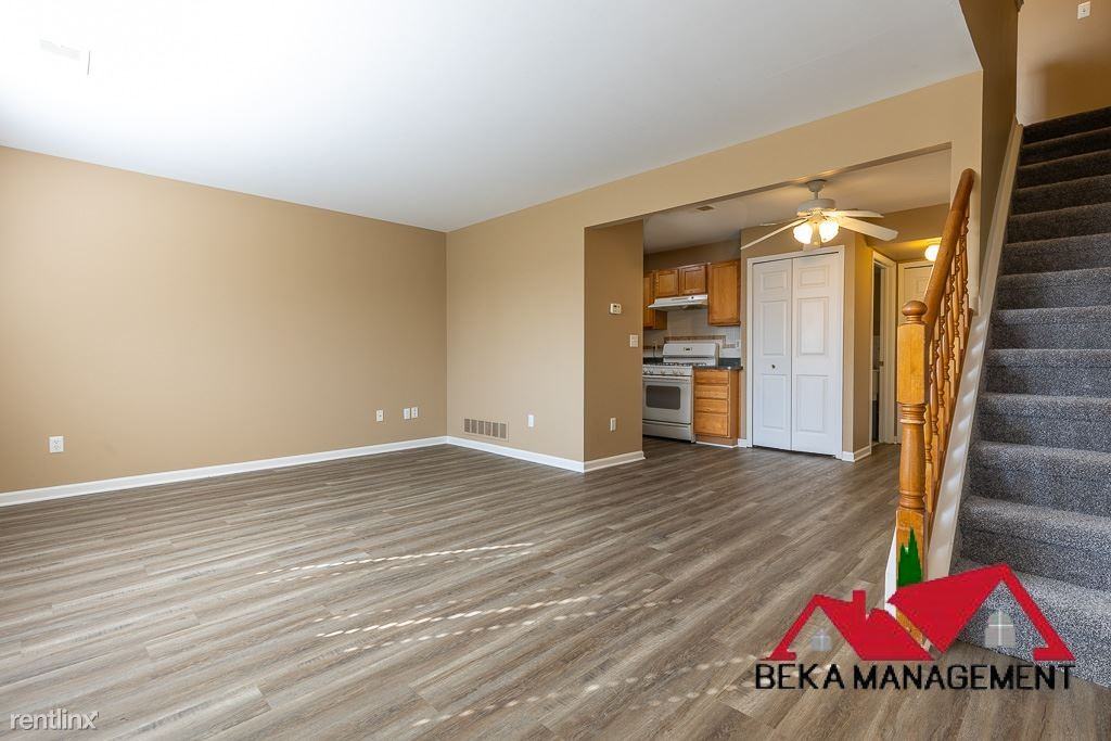 29744 Amy Ln - Photo 3 of 21