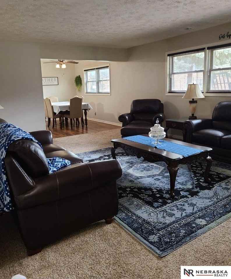 12727 Woodcrest Plz #123 - Photo 3 of 15