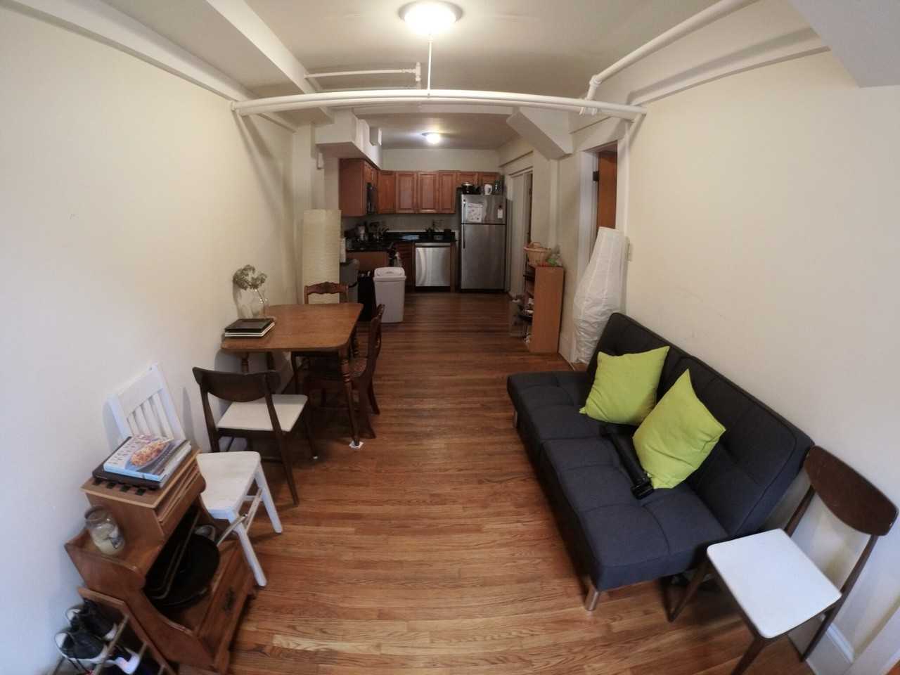 241 Freeman St #B - Photo 4 of 14