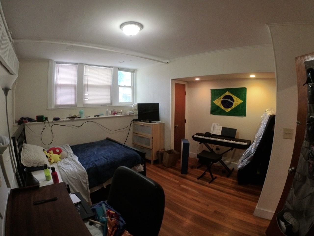 241 Freeman St #B - Photo 5 of 14