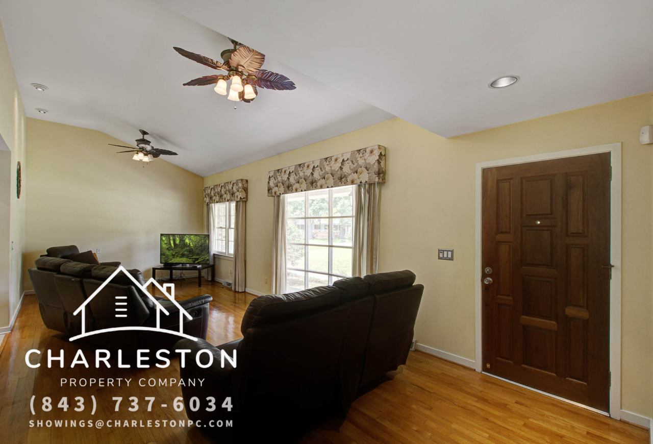 2441 Tiffany Dr - Photo 3 of 19