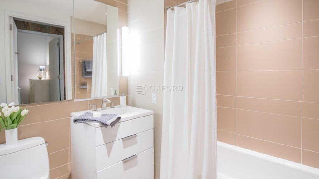 E 28th St #14 - Photo 3 of 4