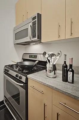 Washington St #10S - Photo 3 of 7