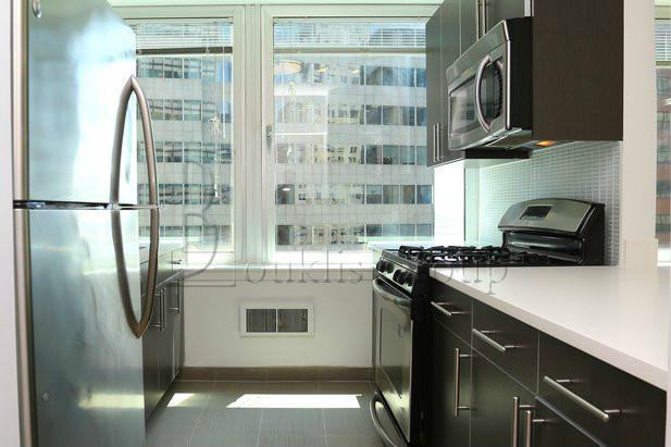 Water St #1918 - Photo 3 of 5