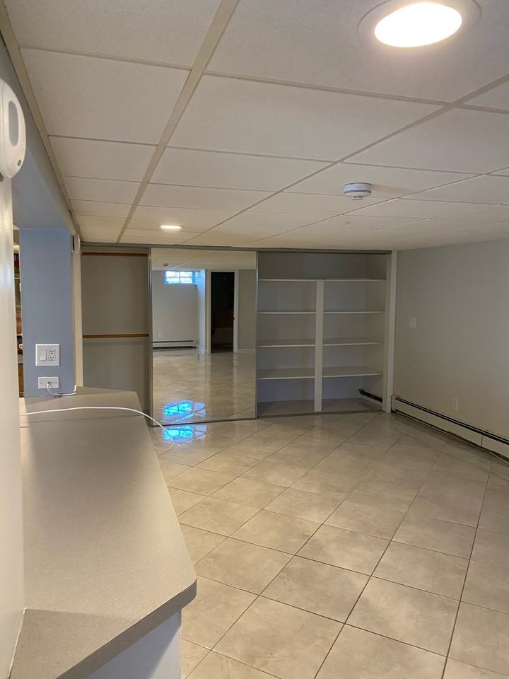 120 Maple Street South #S - Photo 2 of 8