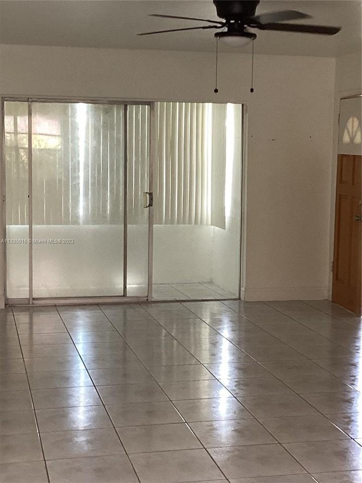 16791 Ne 20th Ave #1 - Photo 2 of 8