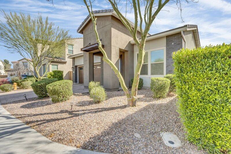 45 N Islands Dr - Photo 2 of 38