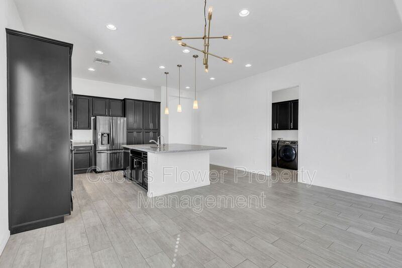 45 N Islands Dr - Photo 6 of 38