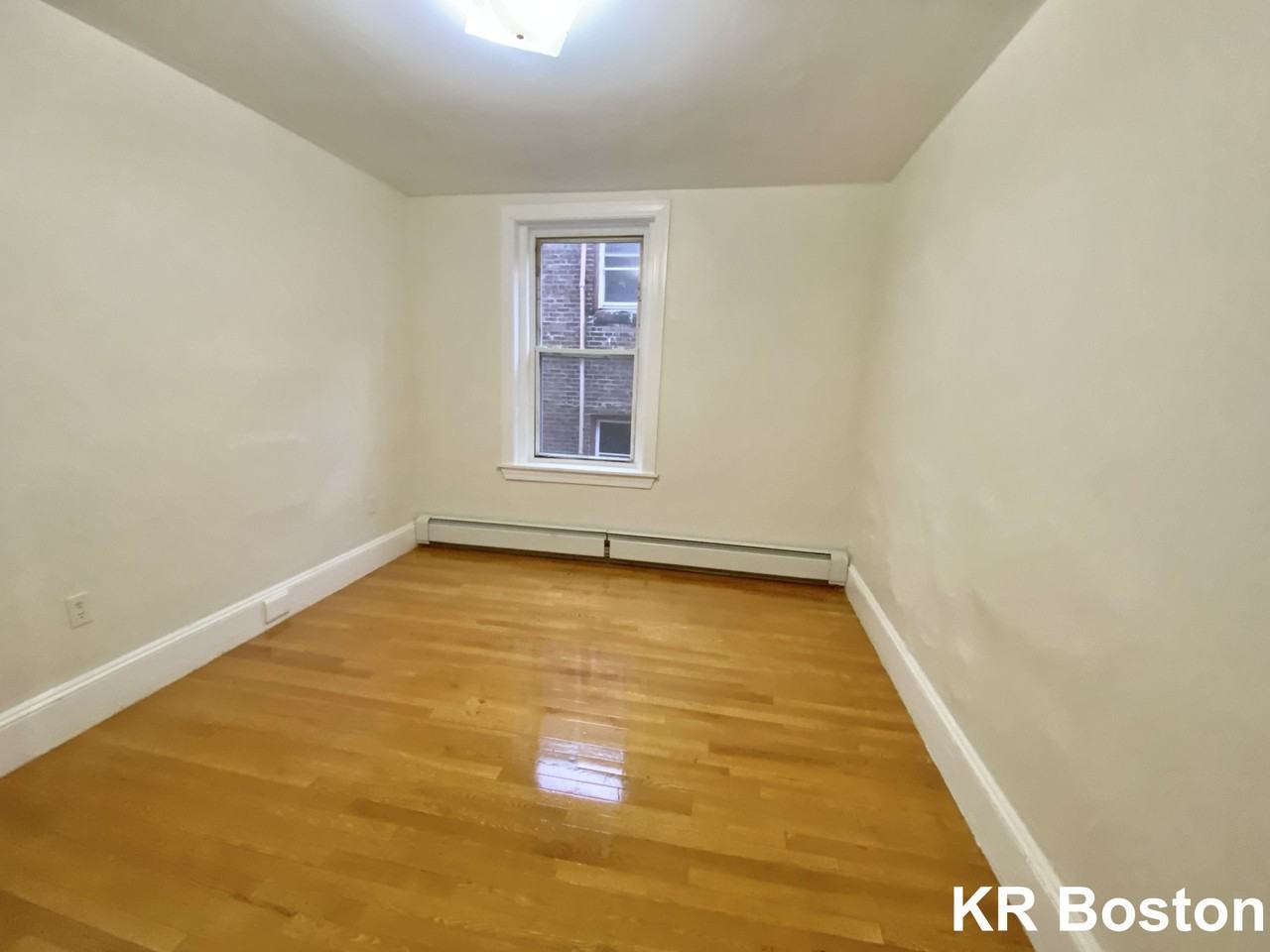 Wait St. & Huntington Ave #2R - Photo 4 of 31