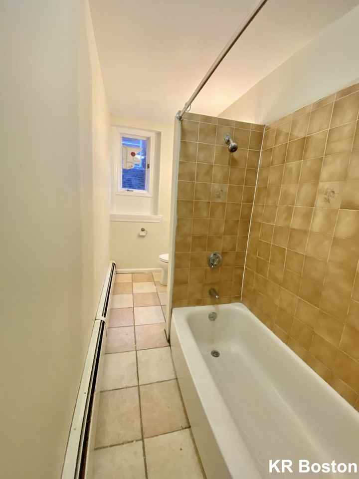 Wait St. & Huntington Ave #2R - Photo 7 of 31