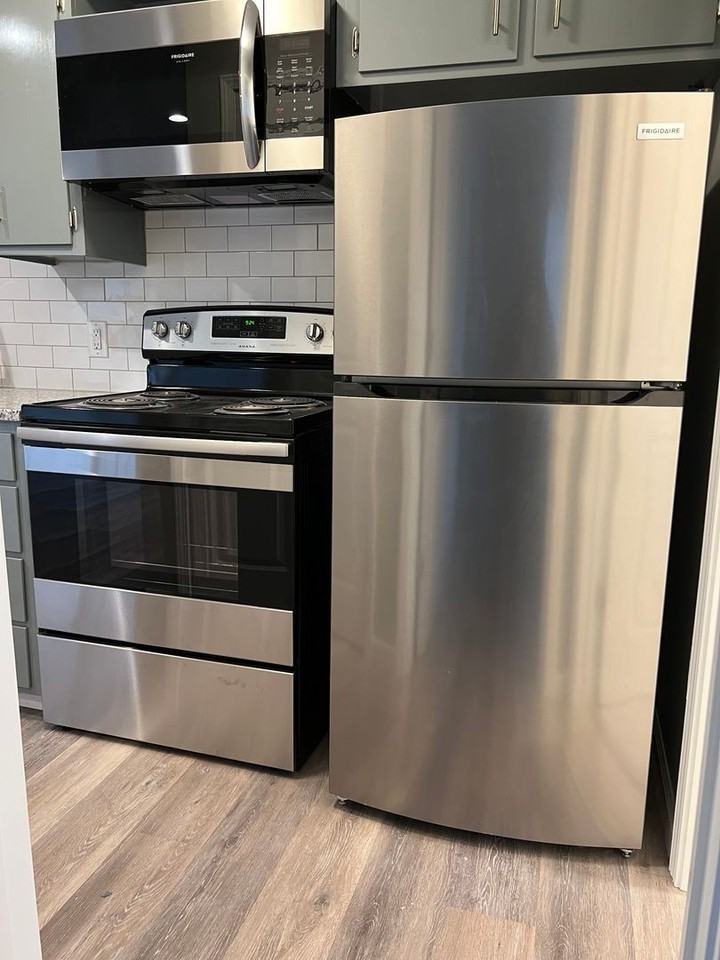 Lake St Karen Ct - Photo 2 of 9