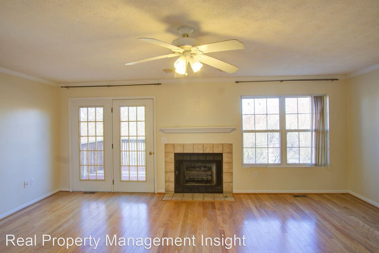 209 Minor Cir - Photo 2 of 23