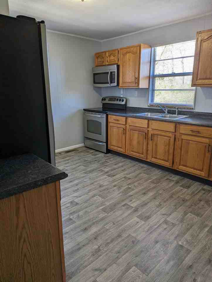 306 Ceaser St #1 - Photo 5 of 9